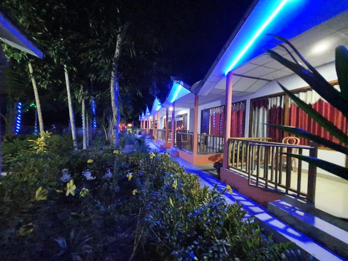 Blue Lagoon Resort, Neil Island Sitapur エクステリア 写真